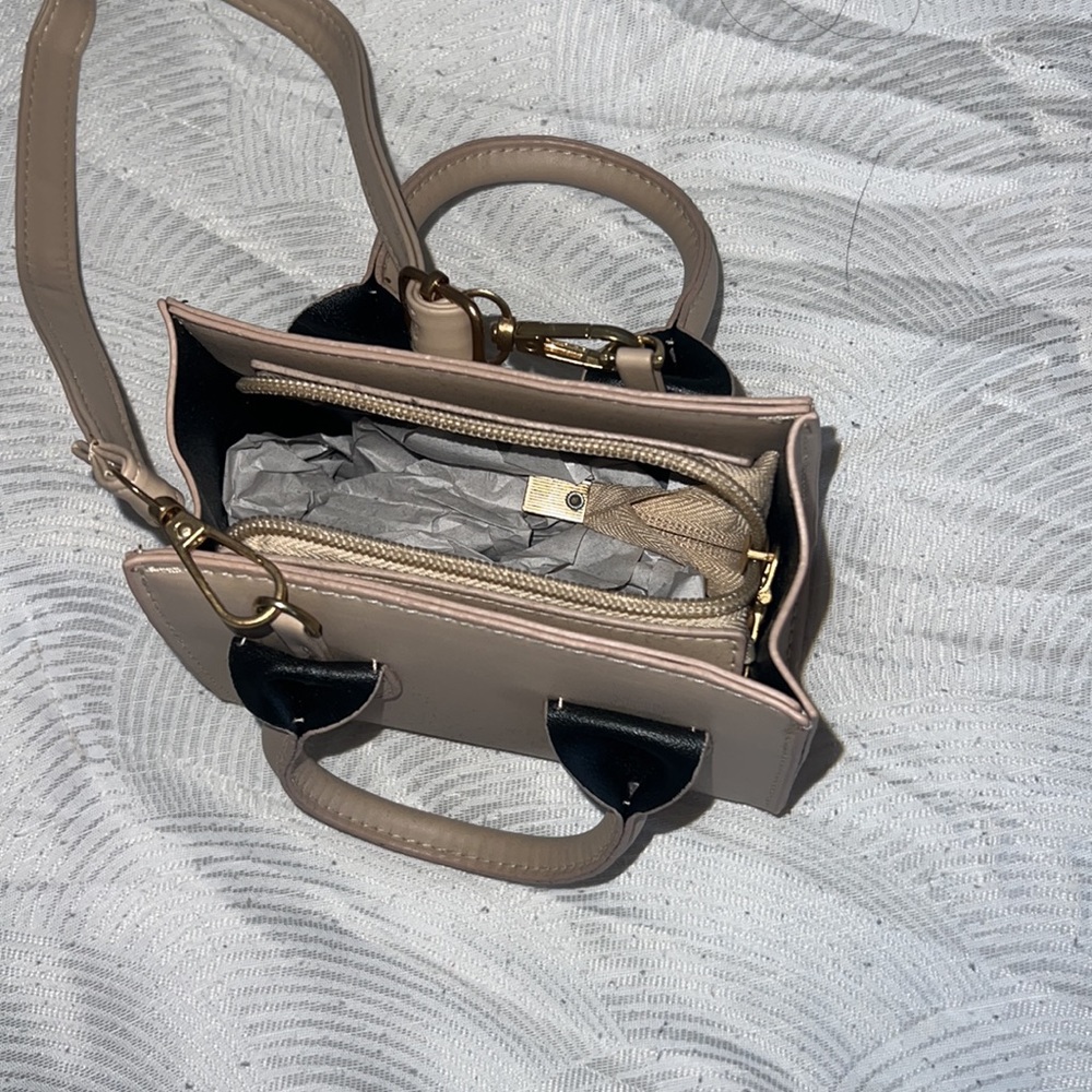 Mini Double Handle Square Bag🤎 - Picture 2 of 4